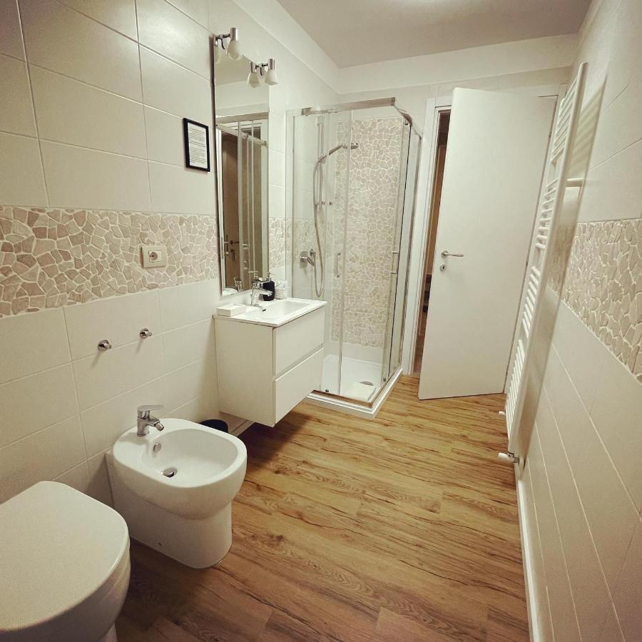 211 Underground Hotel Viareggio Kültér fotó