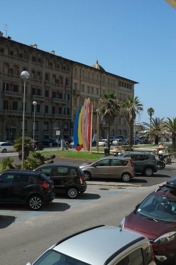 211 Underground Hotel Viareggio Kültér fotó